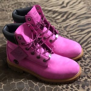 Brand new pink cancer awareness timberlands.